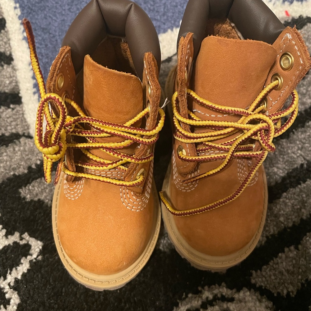 Like new, wore once.